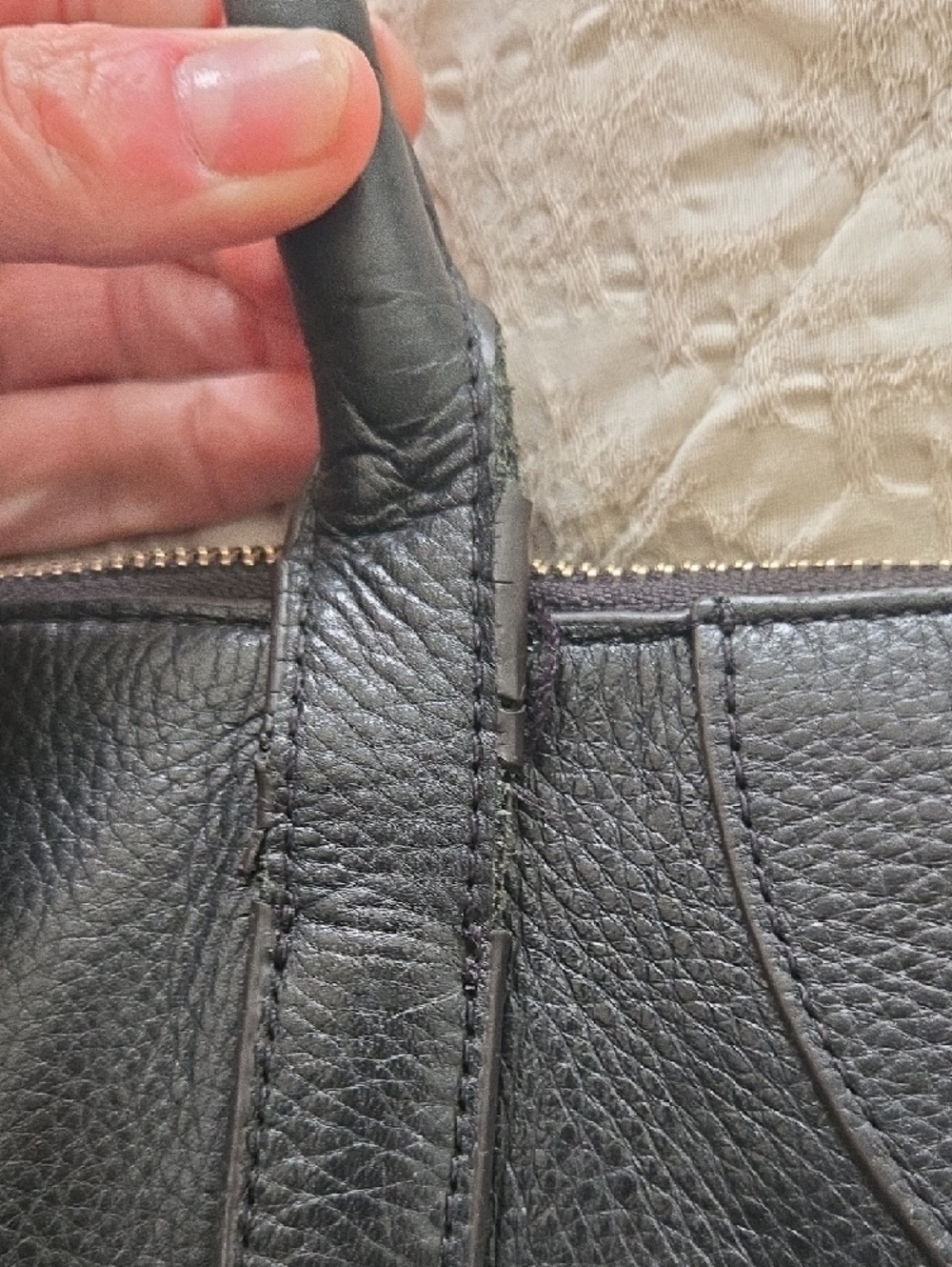 Lodis Black Pebbled Leather Tote Quiet Luxury Normcore Classic Shoulder Bag - Picture 11 of 14